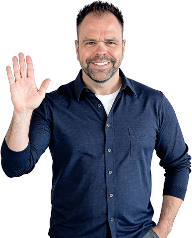 matt_waving_5